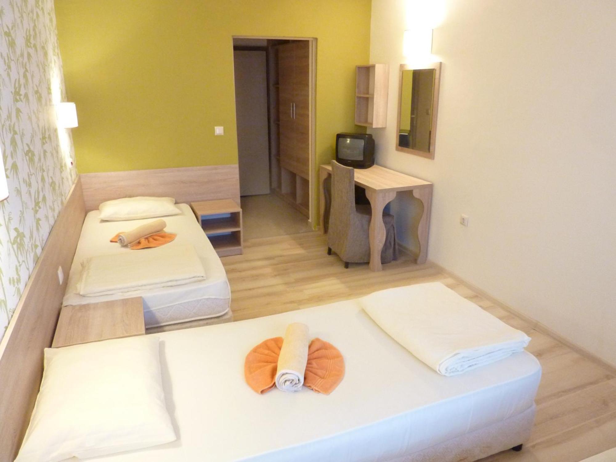 Hotel Zarya โกลเดน แซนส์ ภายนอก รูปภาพ