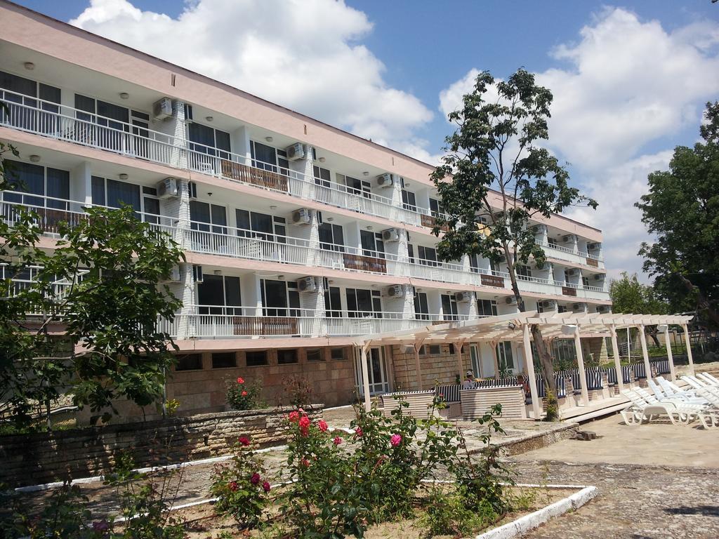 Hotel Zarya โกลเดน แซนส์ ภายนอก รูปภาพ