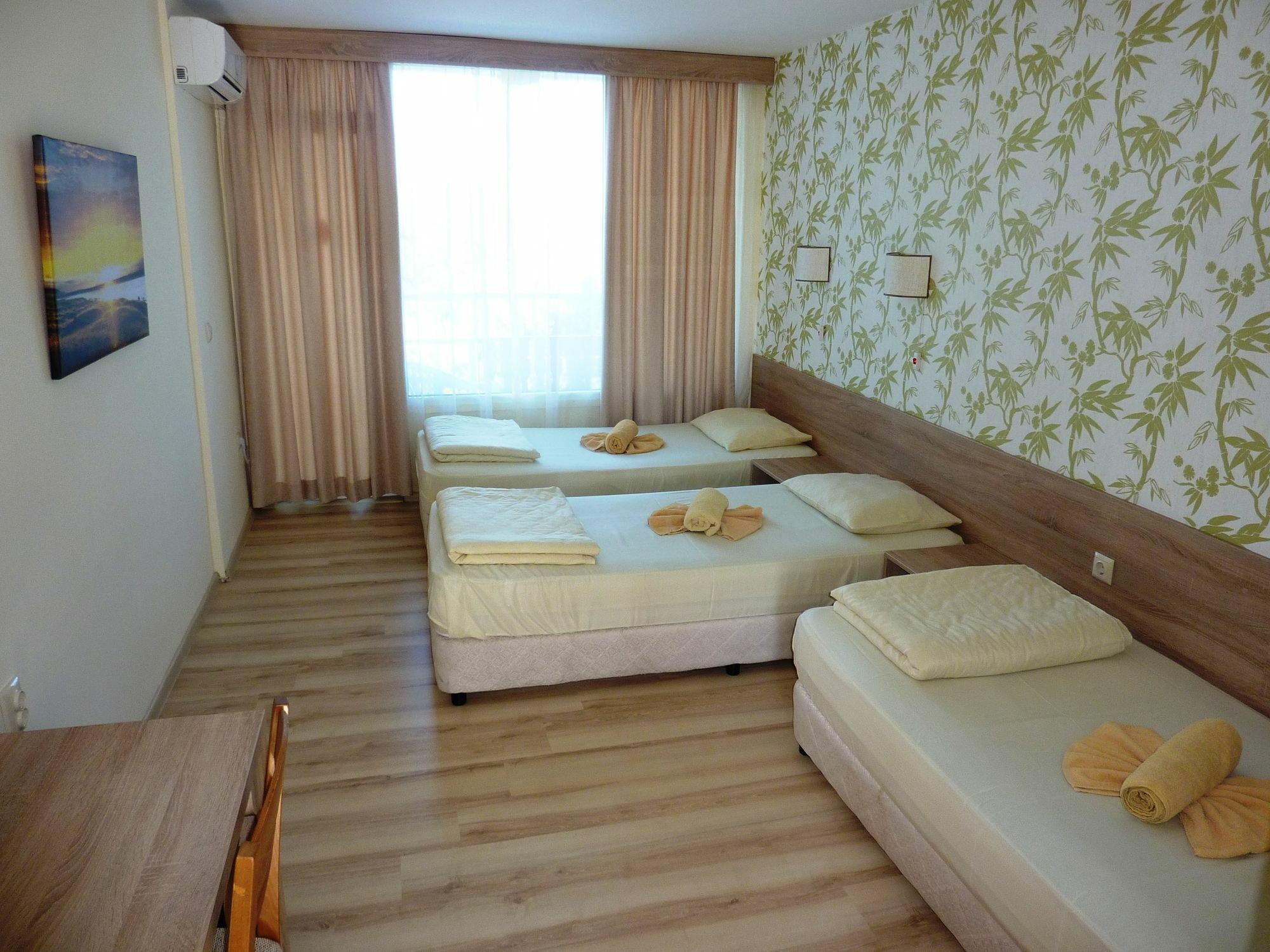 Hotel Zarya โกลเดน แซนส์ ภายนอก รูปภาพ